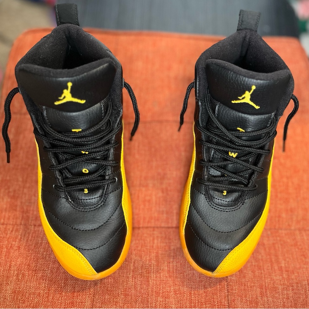 Taxi 12 Jordans 💛